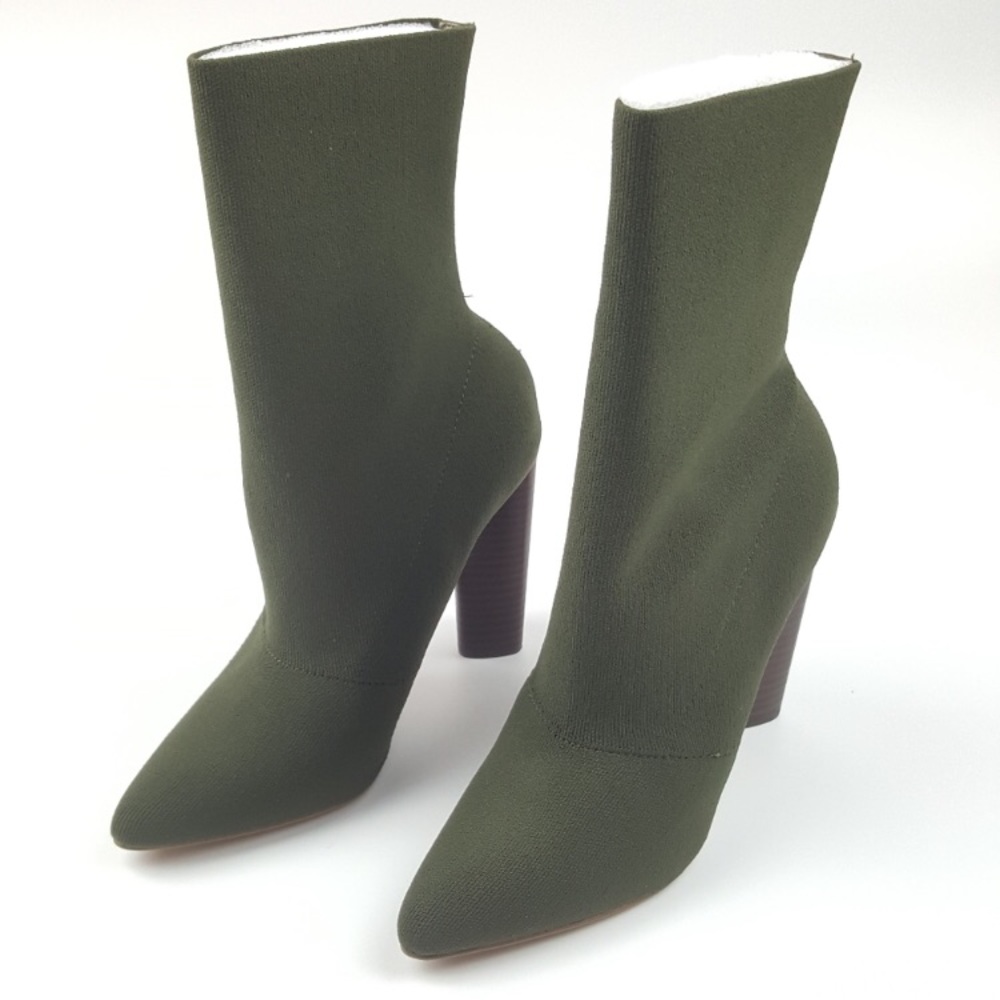 BRAND NEW Steve Madden Mid - Calf booties! - Picture 3 of 4
